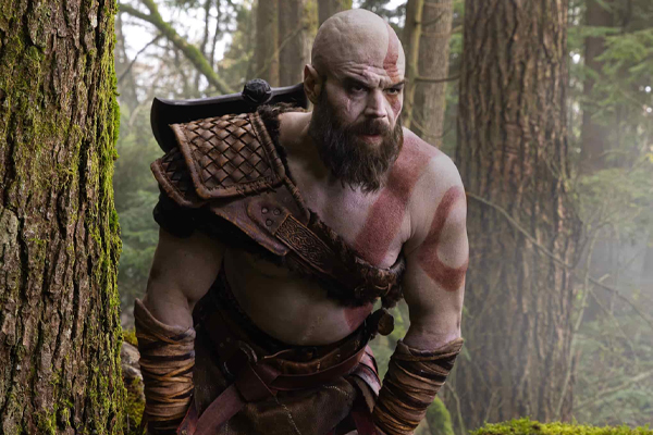 Série de God of War reinicia gravações após acidente com ator de Kratos e muda protagonista